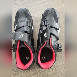 Peloton cycling shoes